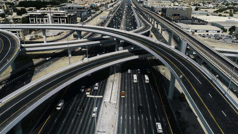 迪拜的 RTA 启动了价值2.18亿美元的道路项目第一阶段